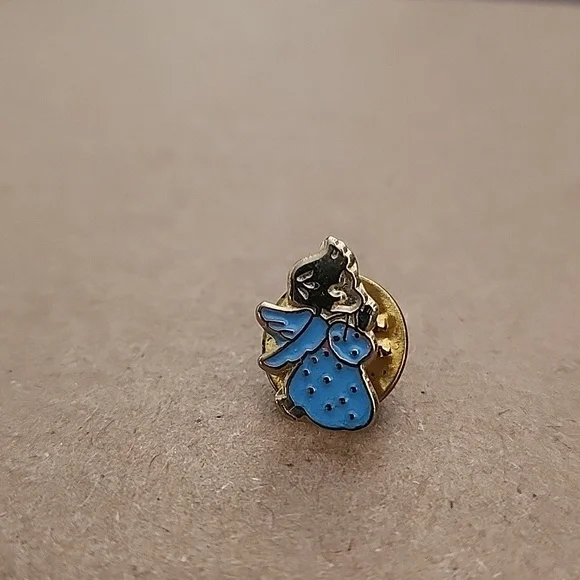 Pin Collection - Picture 9 of 13